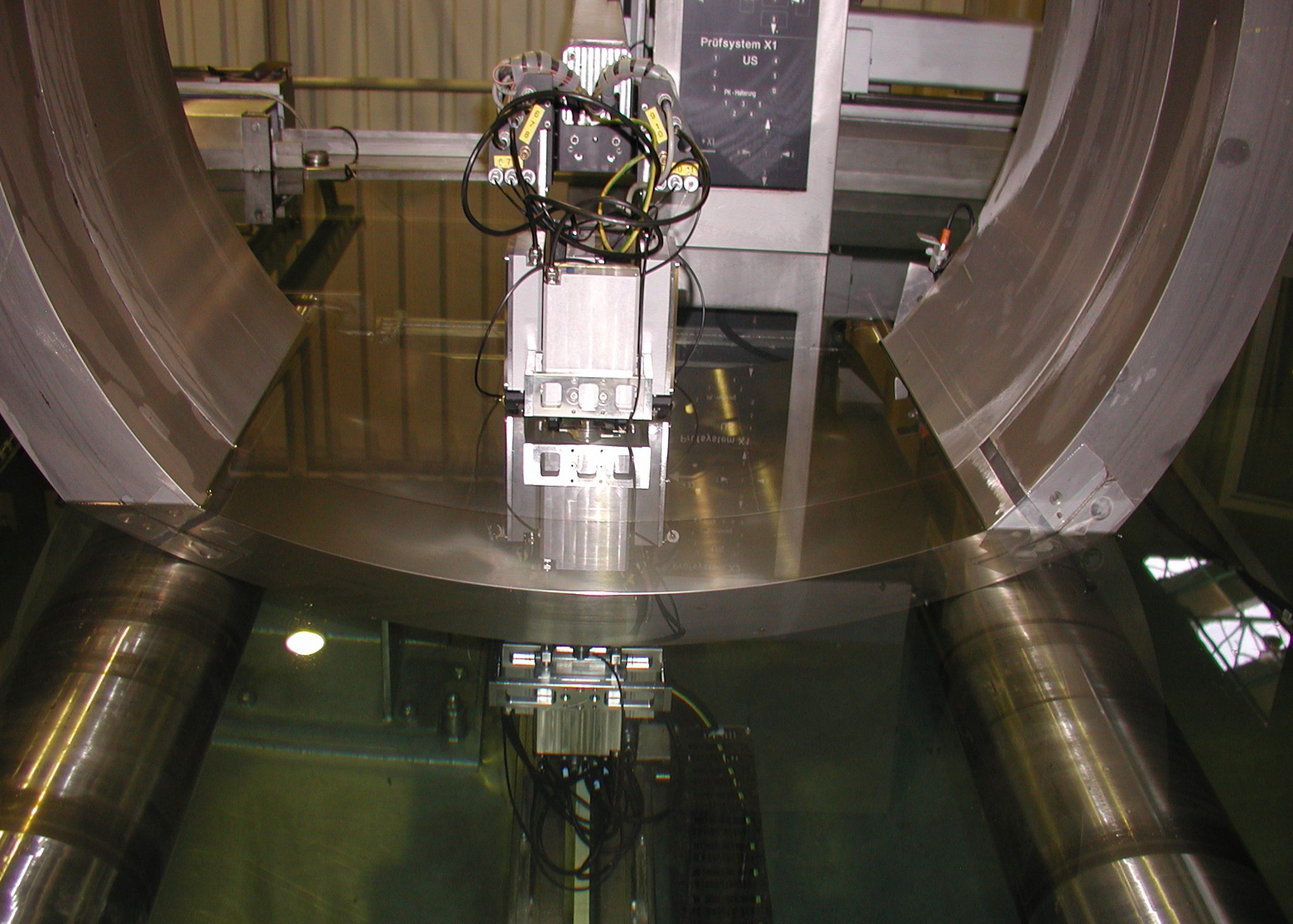 ultrasonic immersion testing - Ultraschallprüfung in tauchtechnik